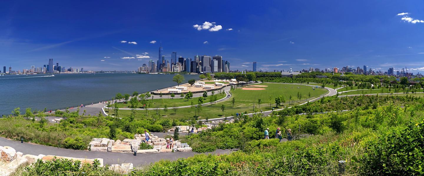 The Hills of Governors Island provide a spectacular view of New York Harbor. Photo: simplethrill/CC BY-NC-ND 2.0